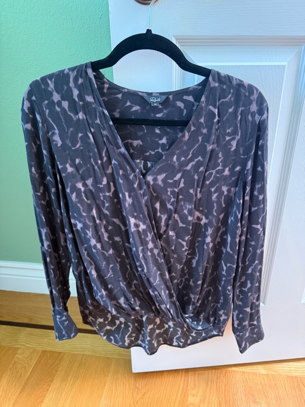 Rails Womens Charcoal and Light Gray Printed Wrap Blouse